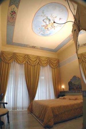Comfort double with private facilities, and breakfast